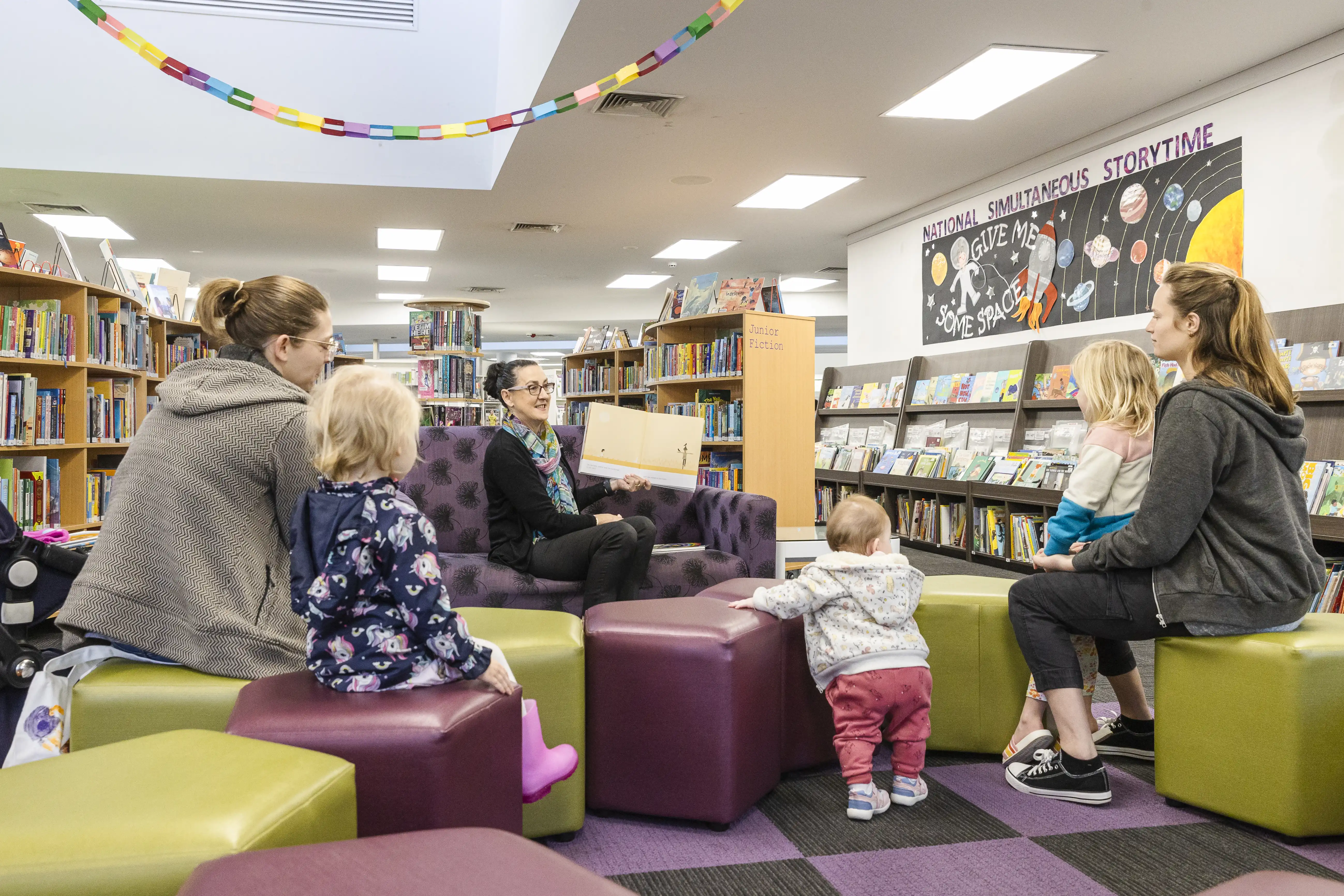 "Digital Hub Mandurah Library"